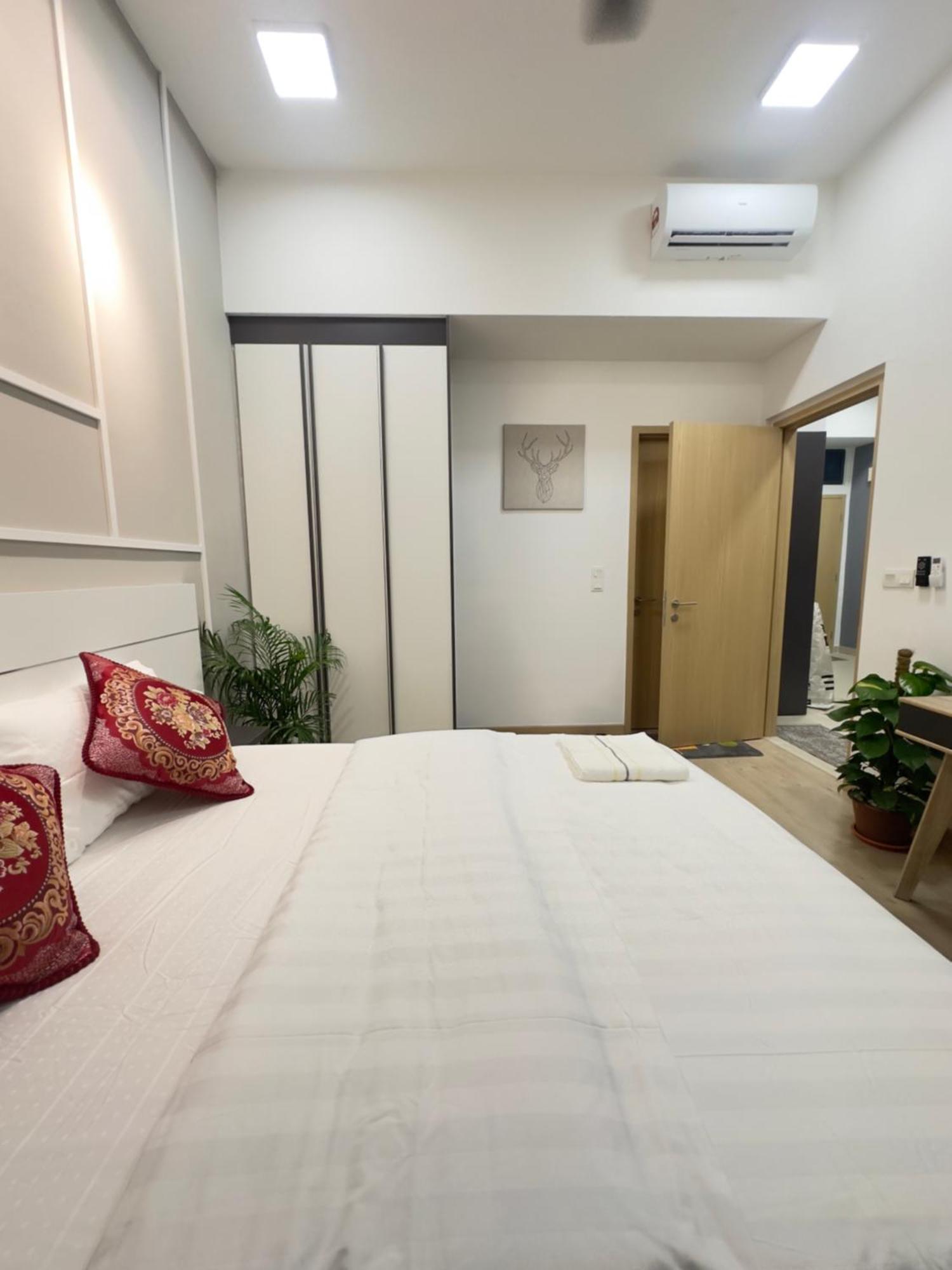 Apartment The Colony By Infinitum Klcc Sky Pool Kualalumpur *